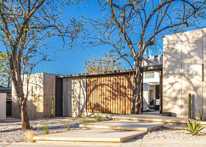 New 6 Bd Modern Walk To