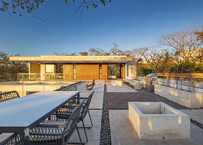 Сasa de vacaciones New 6 Bd Modern Walk To Tamarindo